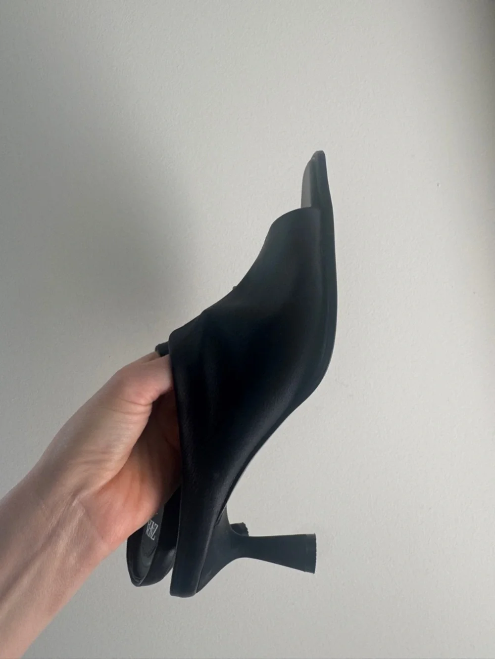 Zara Black Leather Slip-On Mule - Picture 6 of 8